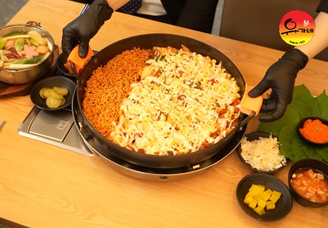 1128_유가네 웃고리즘 PPL 중간이미지.jpg